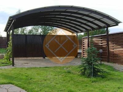 Навес для машины с арочной крыши