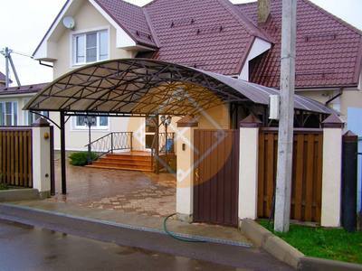 Дачный навес для двух машин, кровля монолитный поликарбонат
