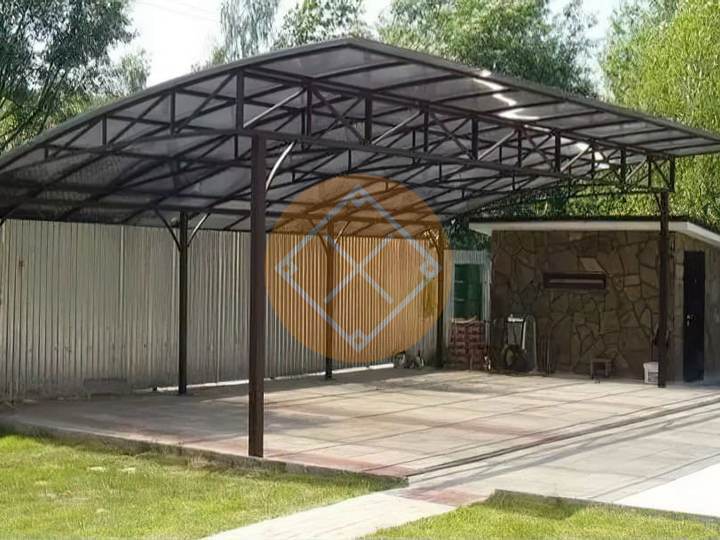 односкатный навес с профилированным поликарбонатом